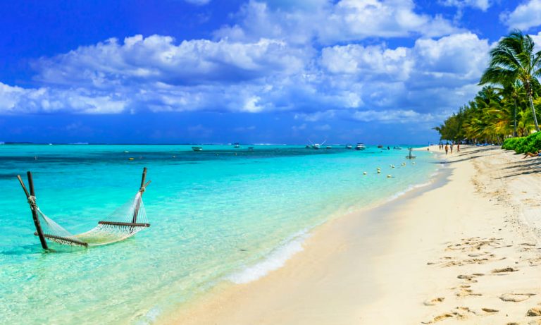 Calodyne beach Mauritius