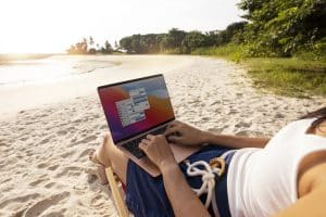 digital nomad on mauritius beach